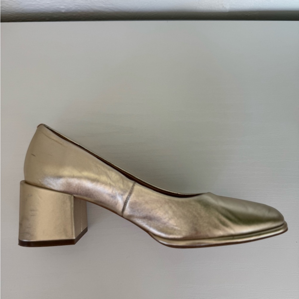 Aerosoles “Alae” Block Heel Round Toe Pumps - Picture 5 of 10